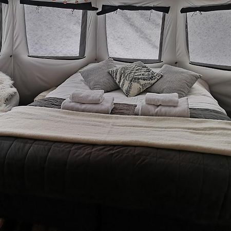 Hotel Glamping Lofoten Kongsjorda Exterior foto