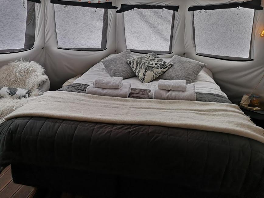 Hotel Glamping Lofoten Kongsjorda Exterior foto