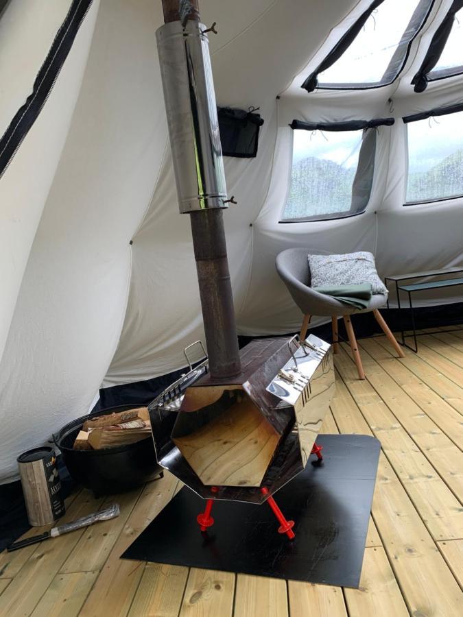 Hotel Glamping Lofoten Kongsjorda Exterior foto